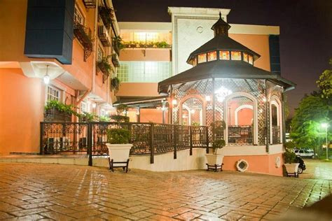 Platino Hotel & Casino .